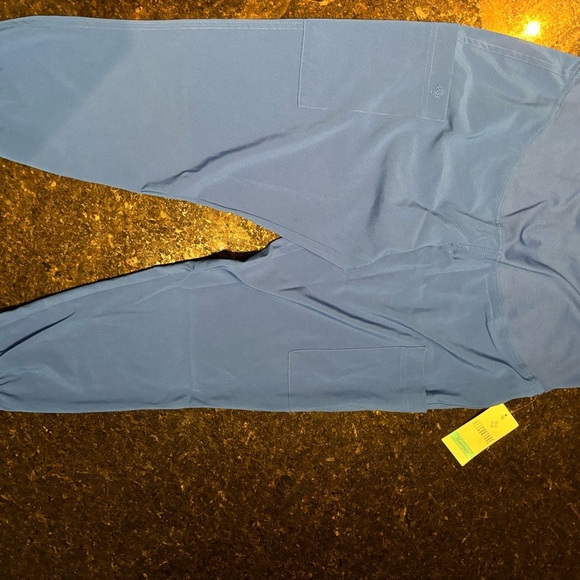 Medcouture Materniy joggers - Picture 5 of 9